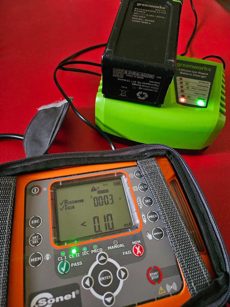 Testovanie nabíjačky Sonel